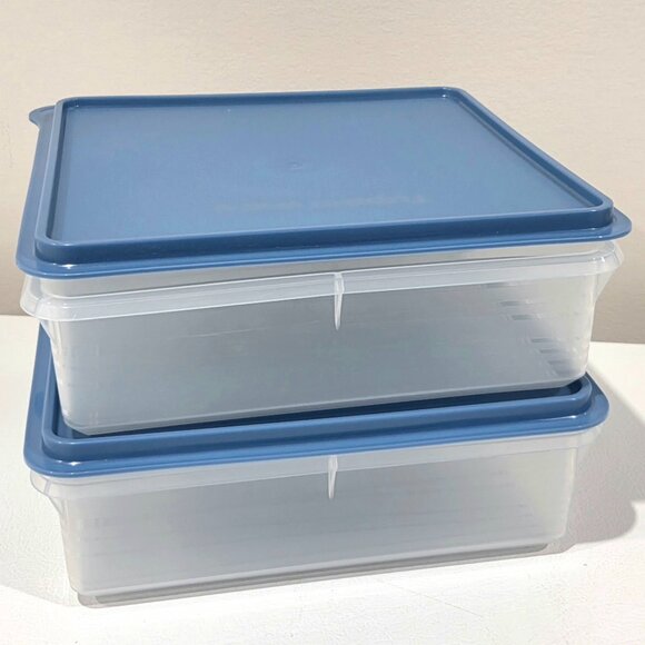 NEW set of 2 Tupperware snack stor - Picture 1 of 1